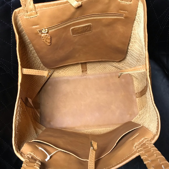 GASPY Collection, Tracy Tote - Picture 6 of 7